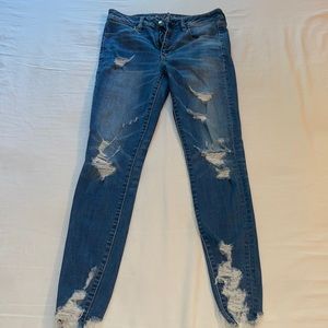 American eagle distressed jeggings. Size 6.